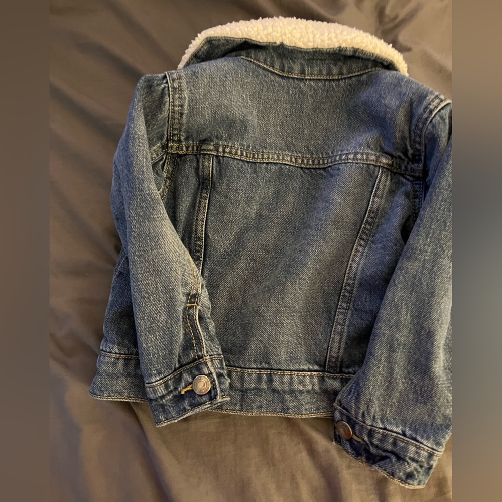 Old Navy Lined Toddler Jean Jacket - Picture 2 of 3